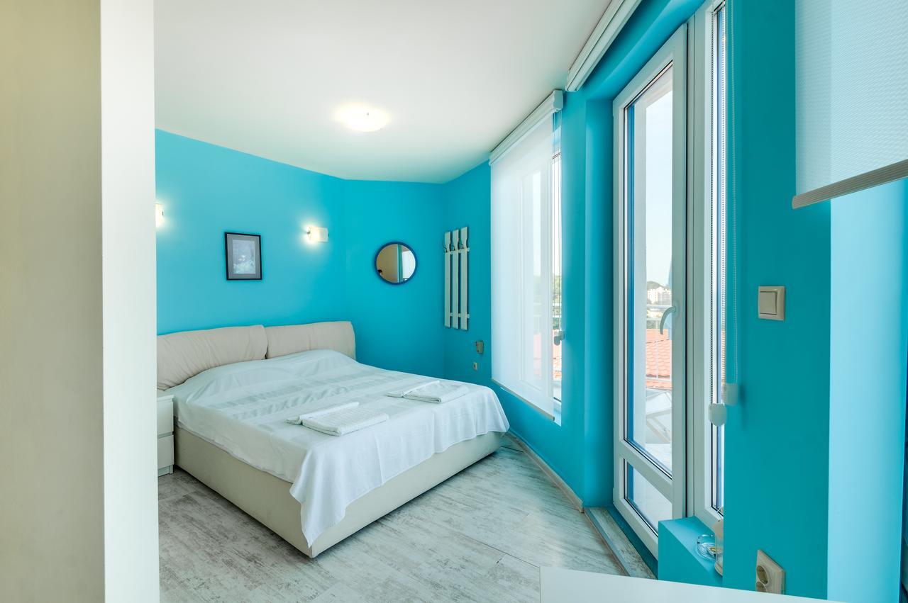 White Dove Apartament *