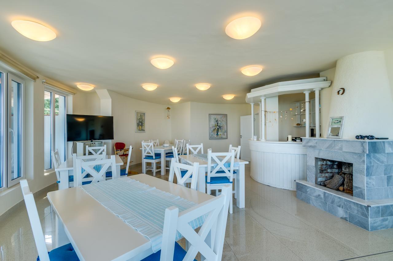 Apartament White Dove *
