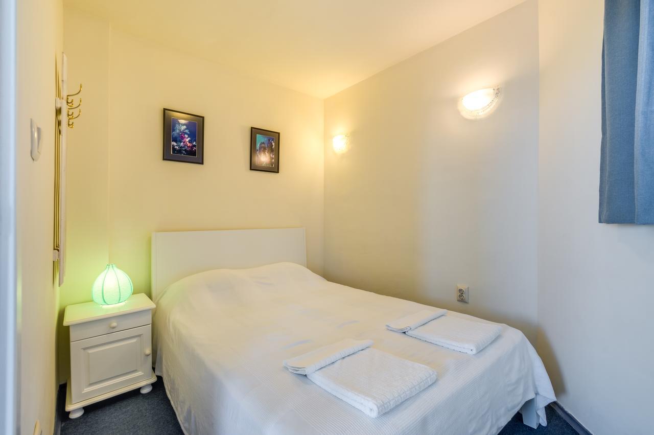 White Dove Apartment *