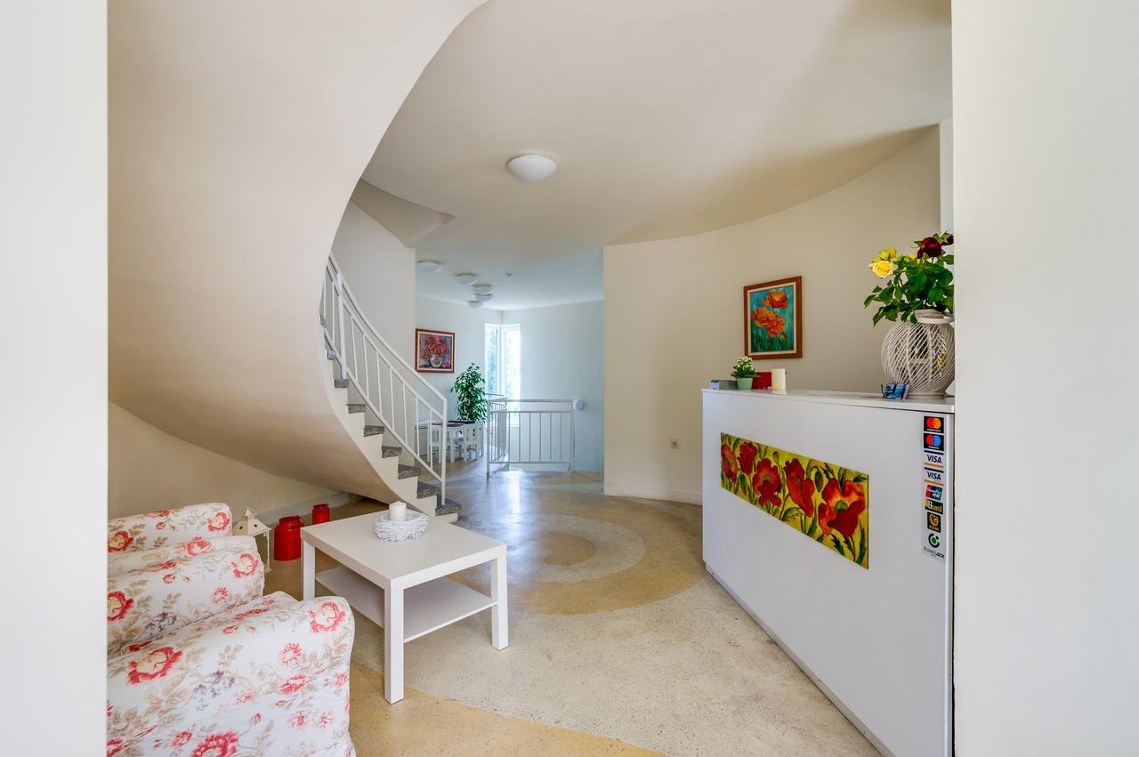 White Dove Apartment Golden Sands